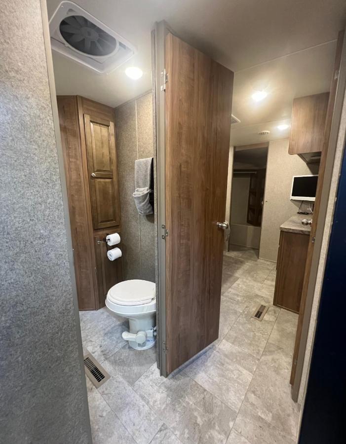 Sunrise Hideaway Hotel Кристъл Ривър Екстериор снимка